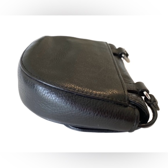 Vintage Coach Mini Black Leather Crossbody Handbag Purse - Picture 2 of 11